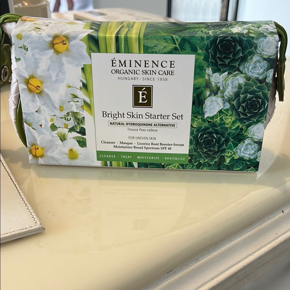 Éminence Bright Skin Starter Set - Green and White